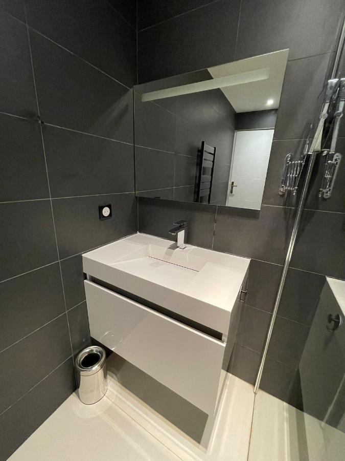La Mauviere - 75M2 - 4Pers - Parking - Wifi Apartment กาซีส์ ภายนอก รูปภาพ